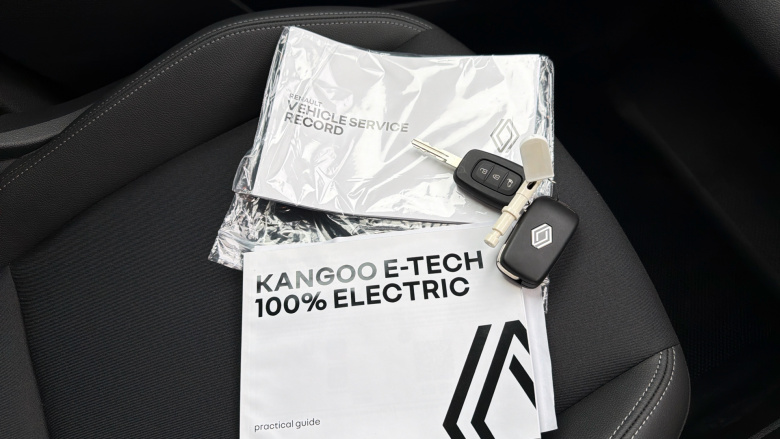 Renault Kangoo L1 E-Tech ML19 90kW 44kWh Advance [Safety] Van Auto